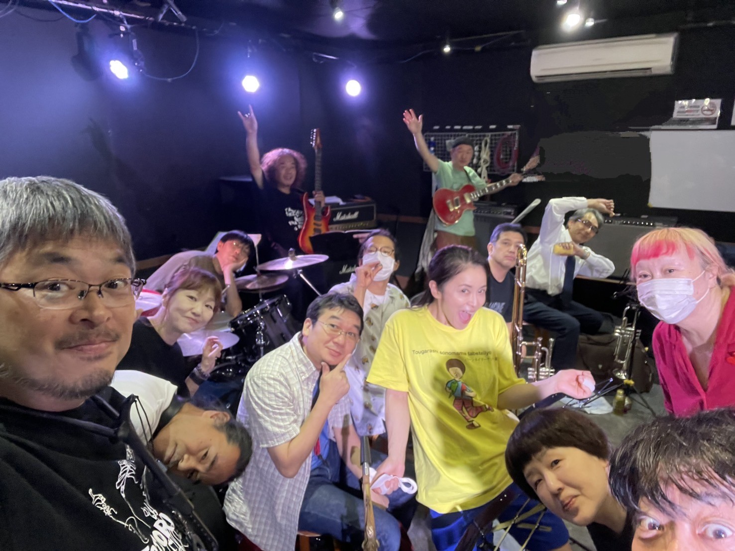 モダチョキ名物山崎自撮り