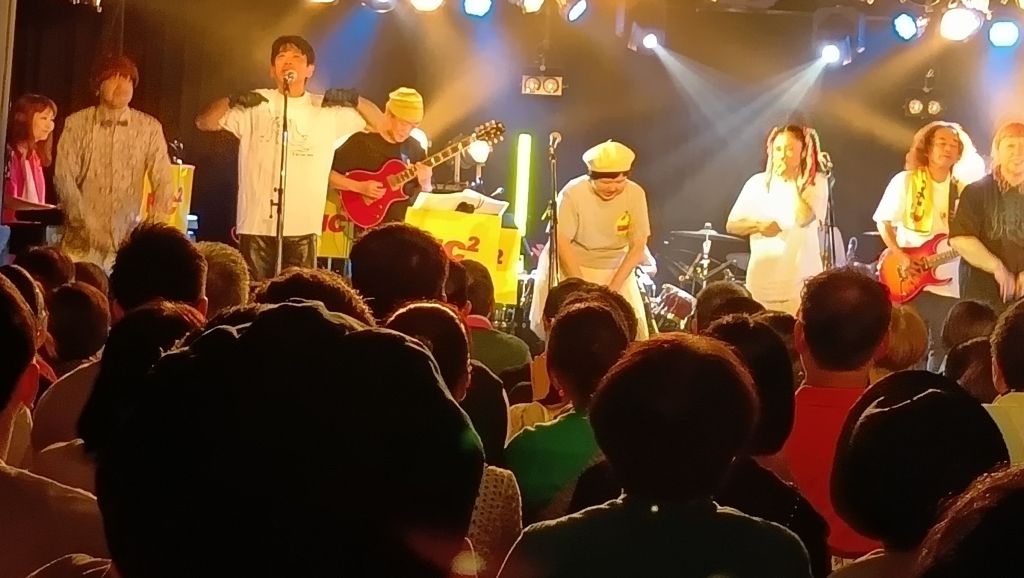 アンコール。ヌルピョンも振り付け合わせてるし