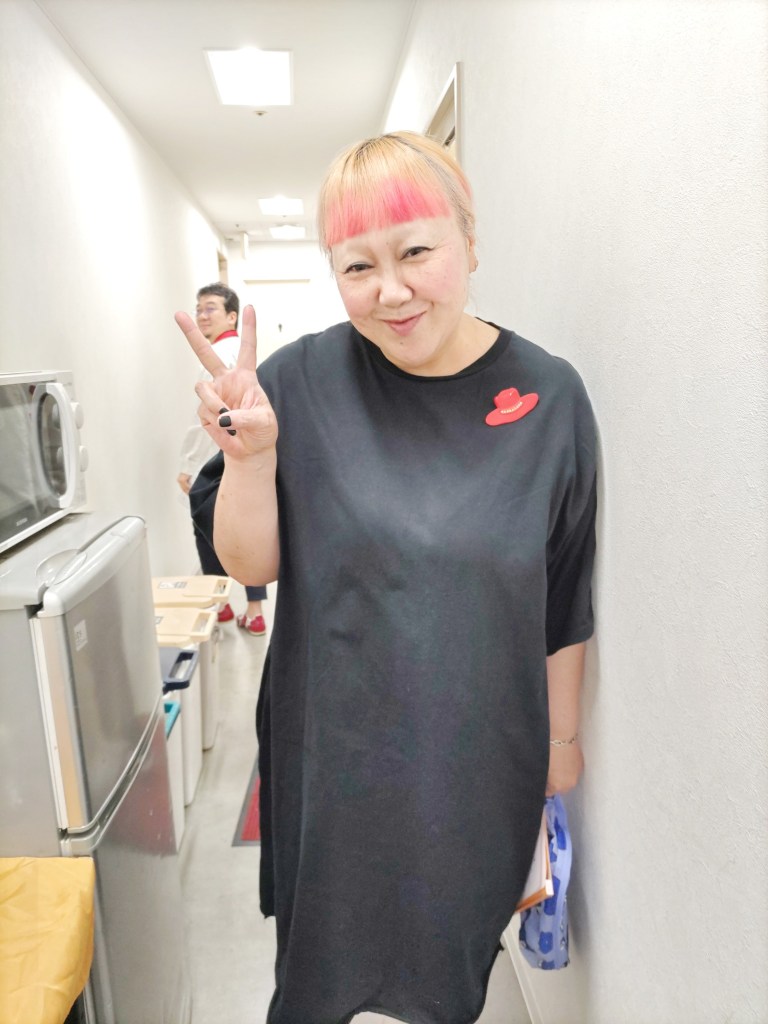 めぐたんのVにおさまるサトシ奇跡写真